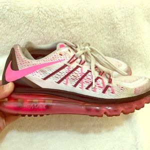 —SOLD—-Women’s Nike Airmax Running Shoes